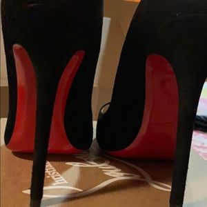 So Kate’s black suede 120mm